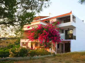 Stroubis Studios I