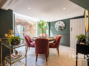 The Palm Cottage Marlow