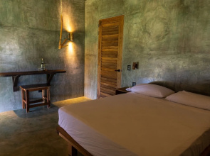 Cocos Hotel