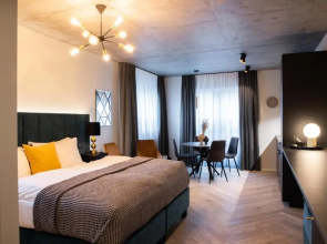 Backyard Apartments by Heimaleiga