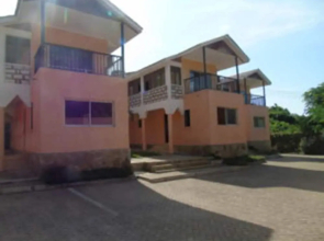 The Beautiful Mombasa Beach Front is a 5 Minute Walk From Makwetu Villas