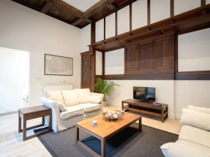 Saint Pauls Suite 1