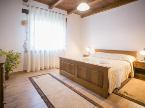 Apartment Jakici