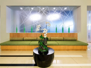 Отель ibis Deira Creekside Dubai