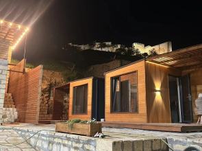 Cottage with a view of the fortress on Bogatyreva street 7