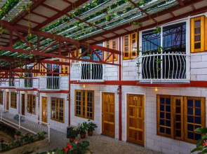 Kea Garden Mini Chalet - Hostel