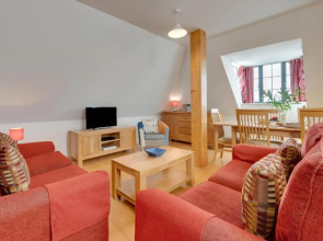 Flat 9 Broadleys