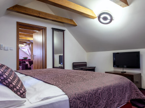 EA Embassy Prague Hotel