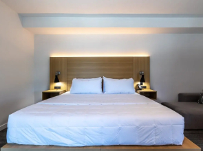 Hotel Mai Downtown Long Beach