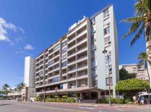 @ Marbella Lane Studio, 15 steps from the Beach, 11 mins from the Airport