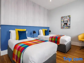 Stunning Sea Views, Family Apt; Free Parking & Gym