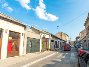 Studio apartment next to the Old Bridge