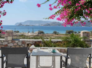 Κalamitsi Rooms & Apartments