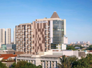 Novotel Jakarta Cikini Hotel
