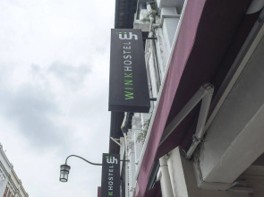 Wink @ Mosque Street