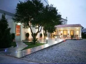 Omiros Luxury Hotel