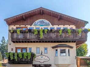 Solstice Suites
