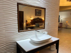 Tsaakik Jungle Hotel & Spa