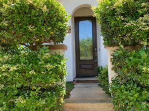 Luxury Custom Home in Oakdale Parkview