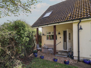 Rosemarie Annexe