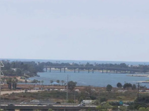 EZ 8 Motel South Bay