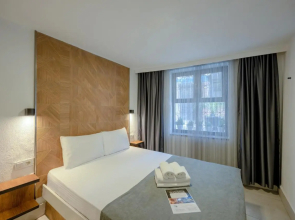 The Easy Rooms Terrace