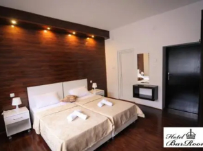 Baroom Inn