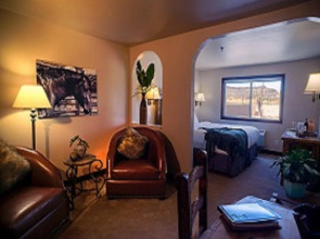 Ramada Of Alpine