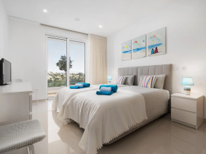 Luxury & Spacious Lagos Apartment by Ideal Homes