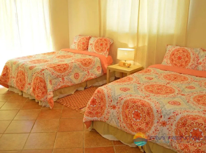 Casa Amarilla by FMI Rentals