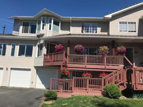 Alaska Sundance Retreat B&B