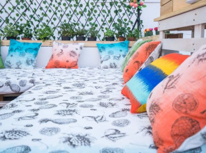 Cascais Terrace Fruit Point - Hostel