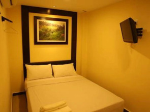 OYO 124 Hotel Seniman Sentul (Sanitized Stay)