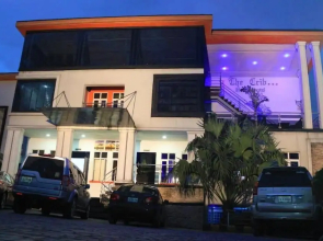 The Crib Art Hotel