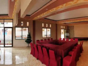 Hollymoon Sekar Ayu Hotel