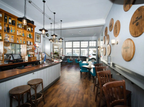 Atholl Arms Hotel