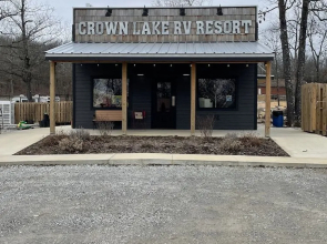 Crown Point Resort