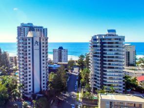 Aristocrat Apartments