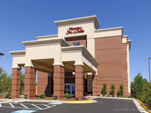 Hampton Inn & Suites Herndon-Reston
