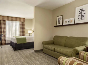 Country Inn & Suites By Carlson, Lima, OH
