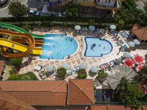 Villa Moonflower Apart Hotel