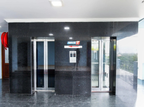 Capital O 49170 King's Royal Palace