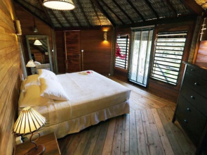 Villa Mango Beach Hotel
