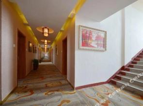 Longfeng Hostel