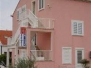 Villa Nick