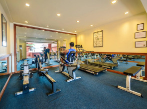 Seaview Patong Hotel