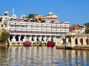 Lake Pichola Hotel