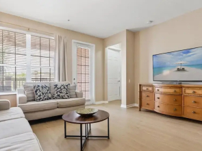 Upstay Spacious 3BR Home w Patio Vista Cay Resort