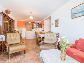 Amazing Home in Gruda With Wifi and 2 Bedrooms