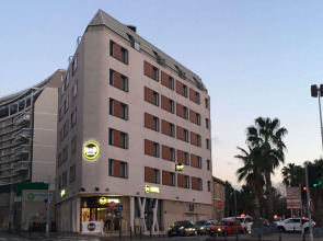 B&B HOTEL Marseille La Timone